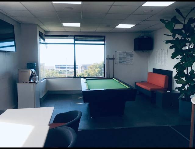 525M² OFFICE TO LET IN LA LUCIA RIDGE